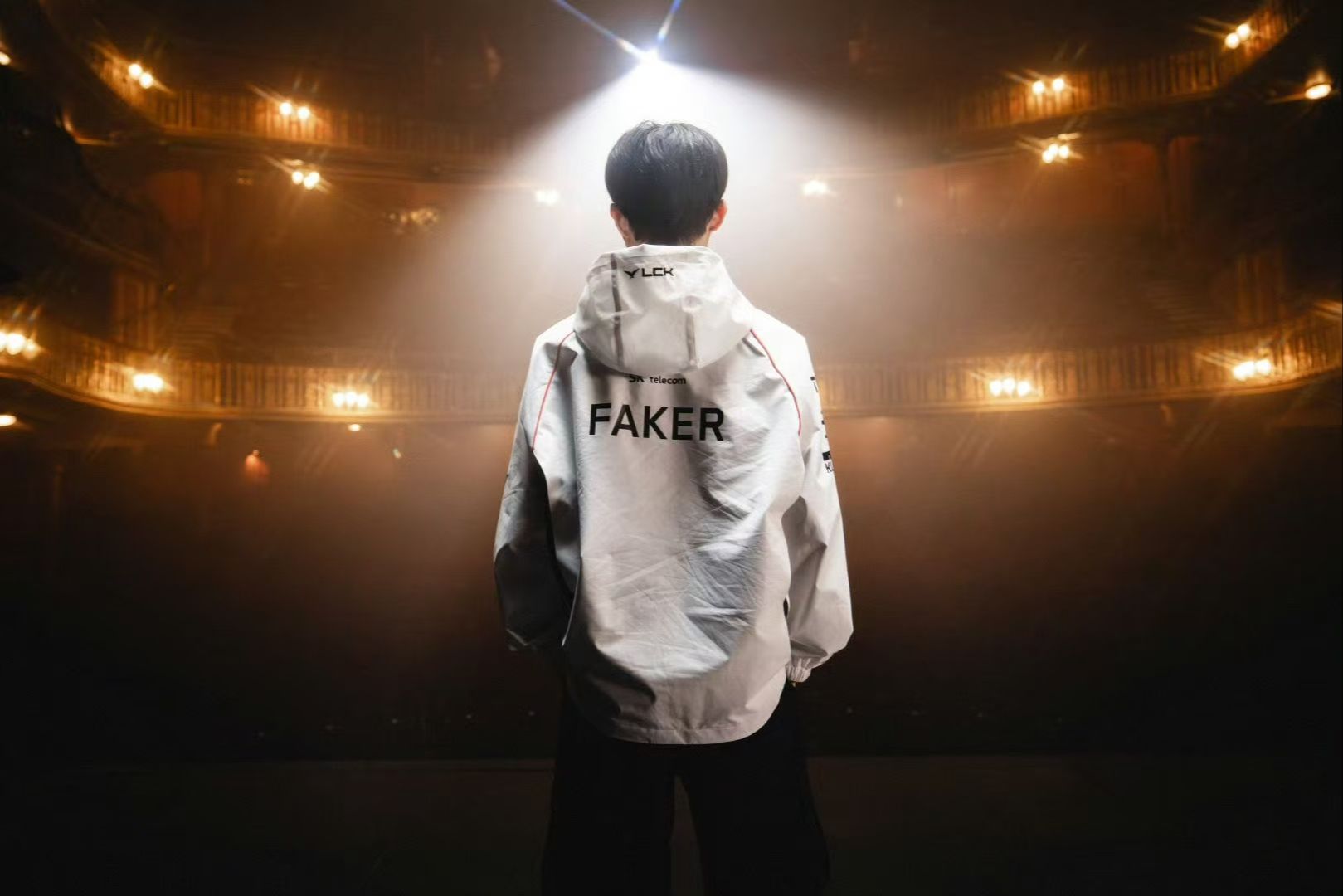 B8 晋级 CCT 全球总决赛 2025 上半区决赛